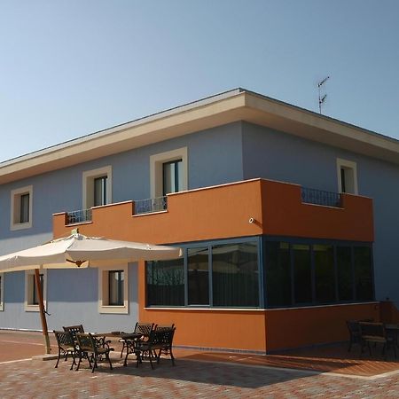 Motel - Hotel Nautico Поцало Екстериор снимка